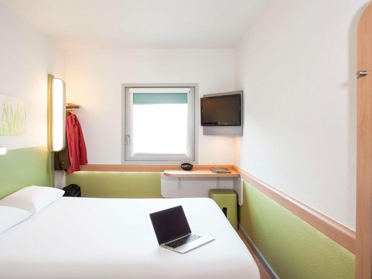 ibis budget London Hounslow Eksteriør bilde