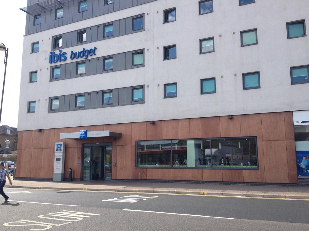 ibis budget London Hounslow Eksteriør bilde