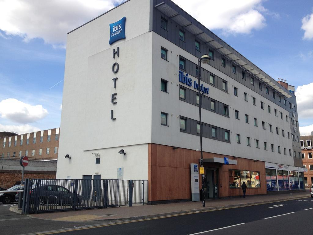 ibis budget London Hounslow Eksteriør bilde