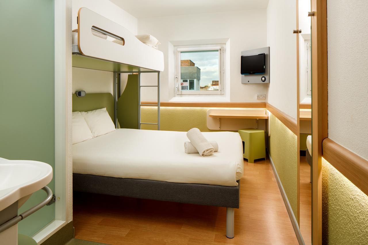 ibis budget London Hounslow Eksteriør bilde