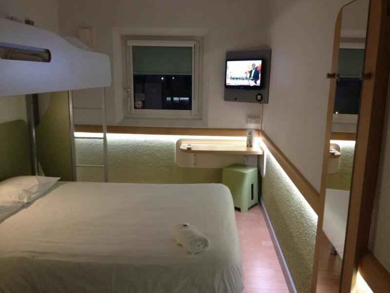 ibis budget London Hounslow Eksteriør bilde