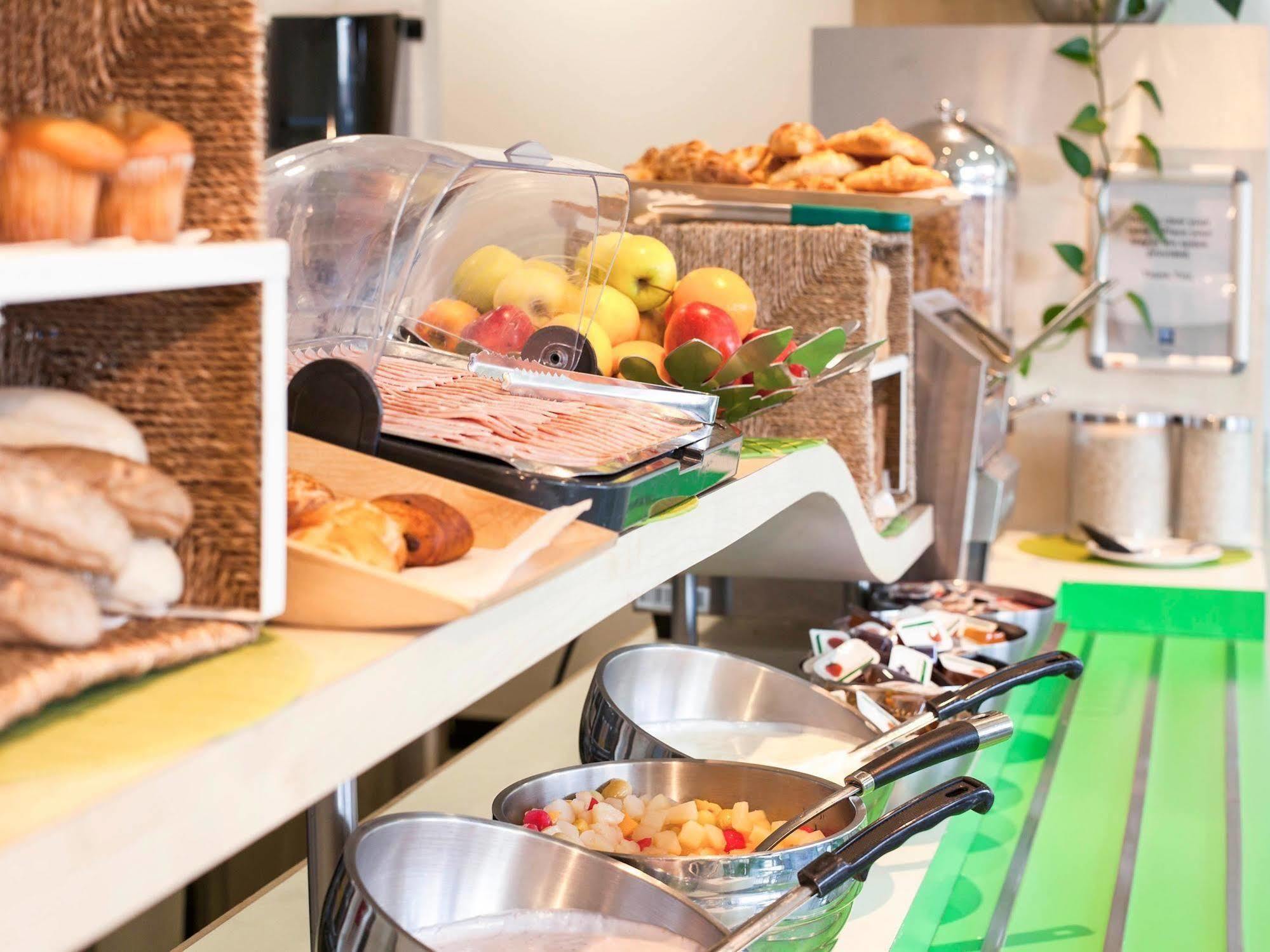 ibis budget London Hounslow Eksteriør bilde