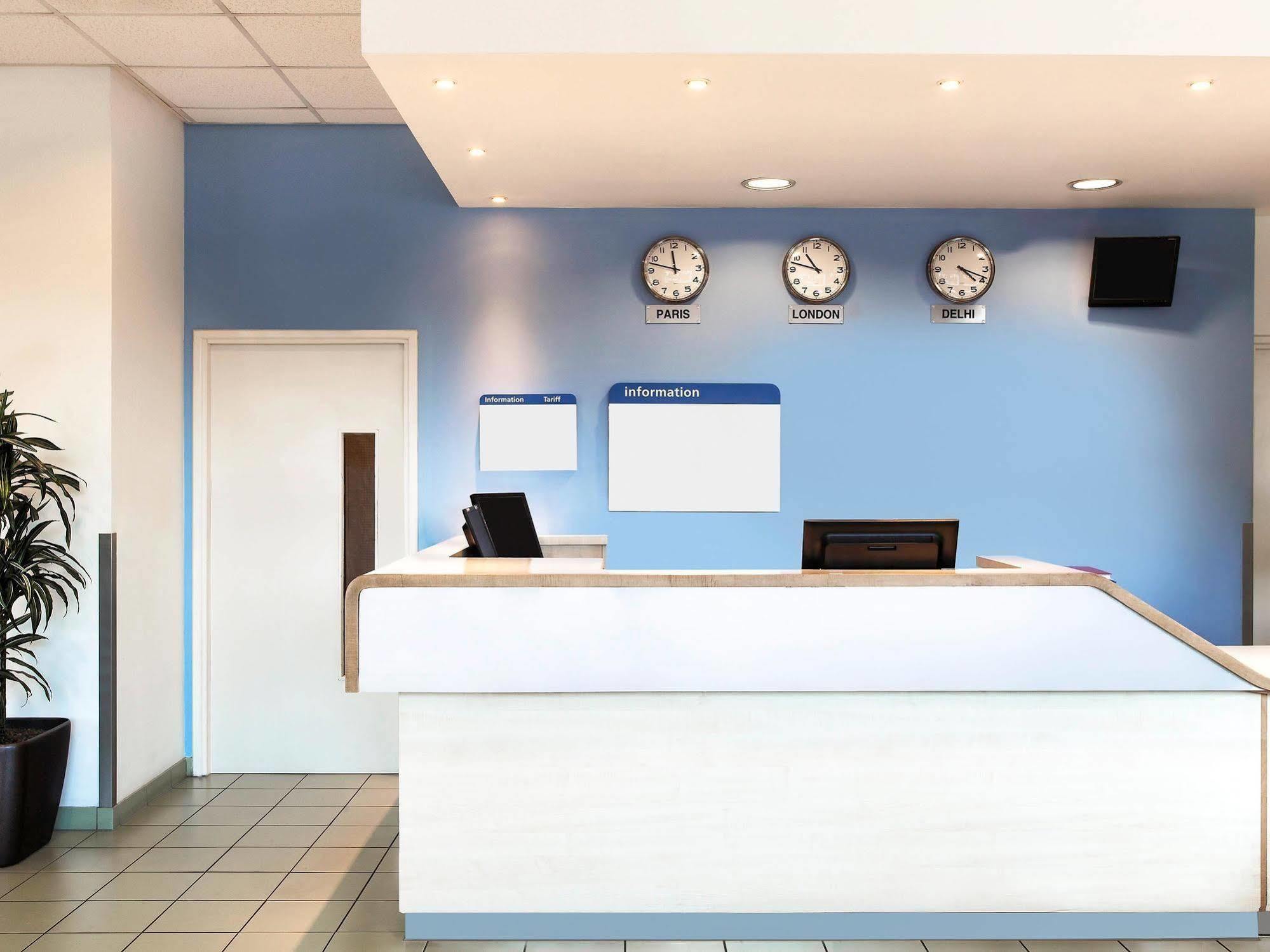 ibis budget London Hounslow Eksteriør bilde