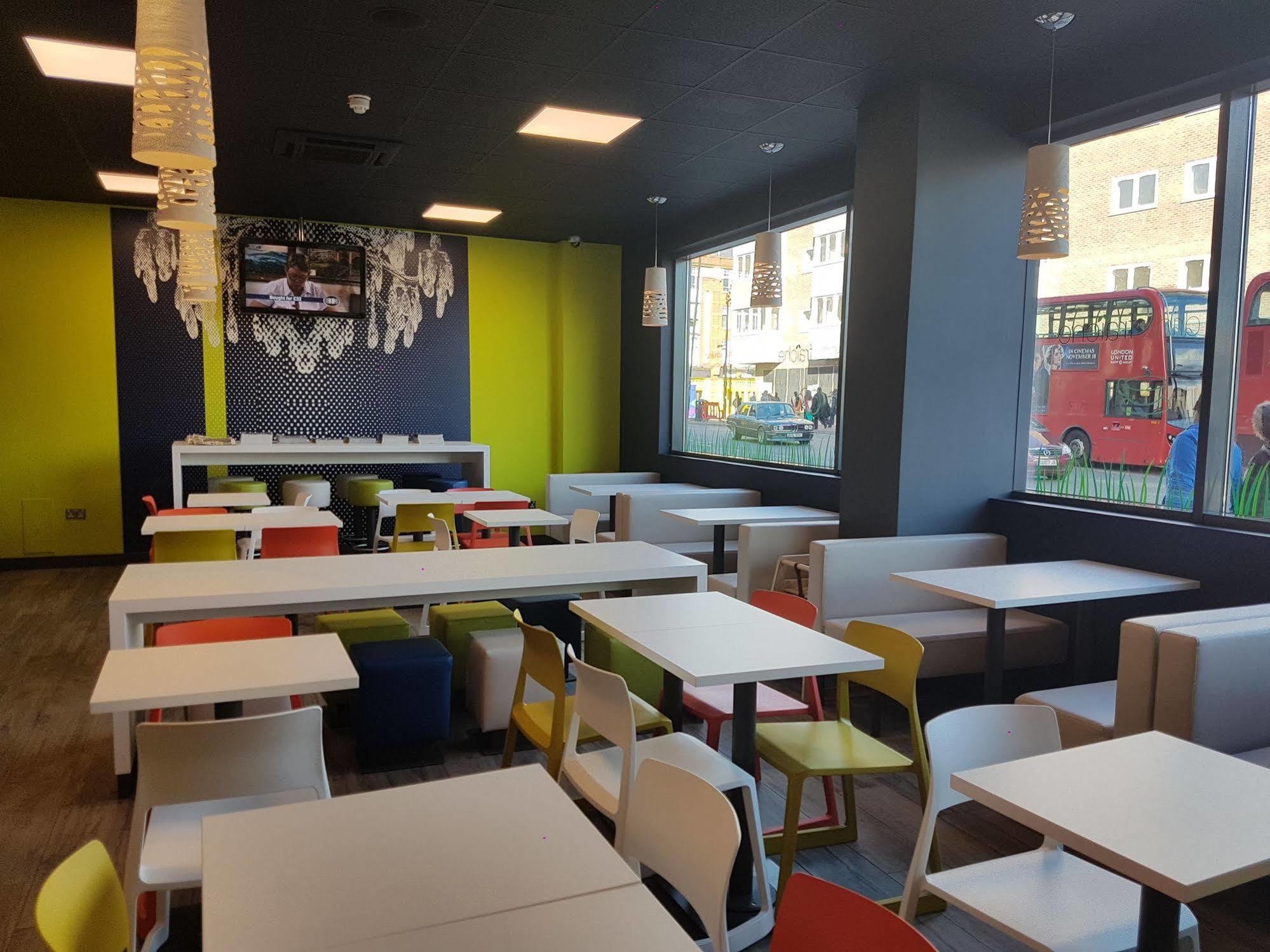 ibis budget London Hounslow Eksteriør bilde