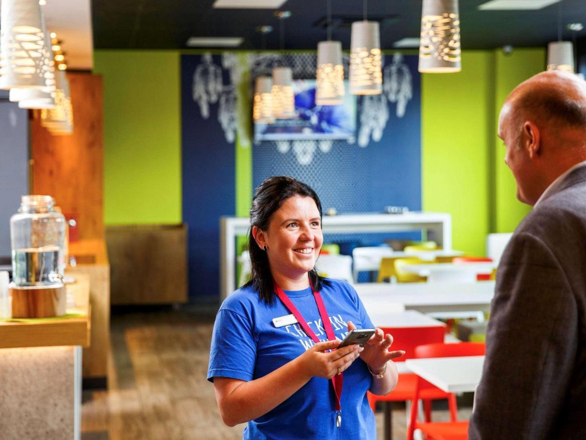 ibis budget London Hounslow Eksteriør bilde